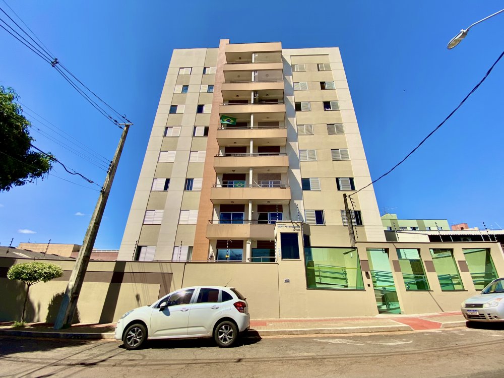 Apartamento - Venda - Jerumenha - Londrina - PR